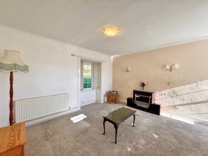 Photo 25- click for photo gallery